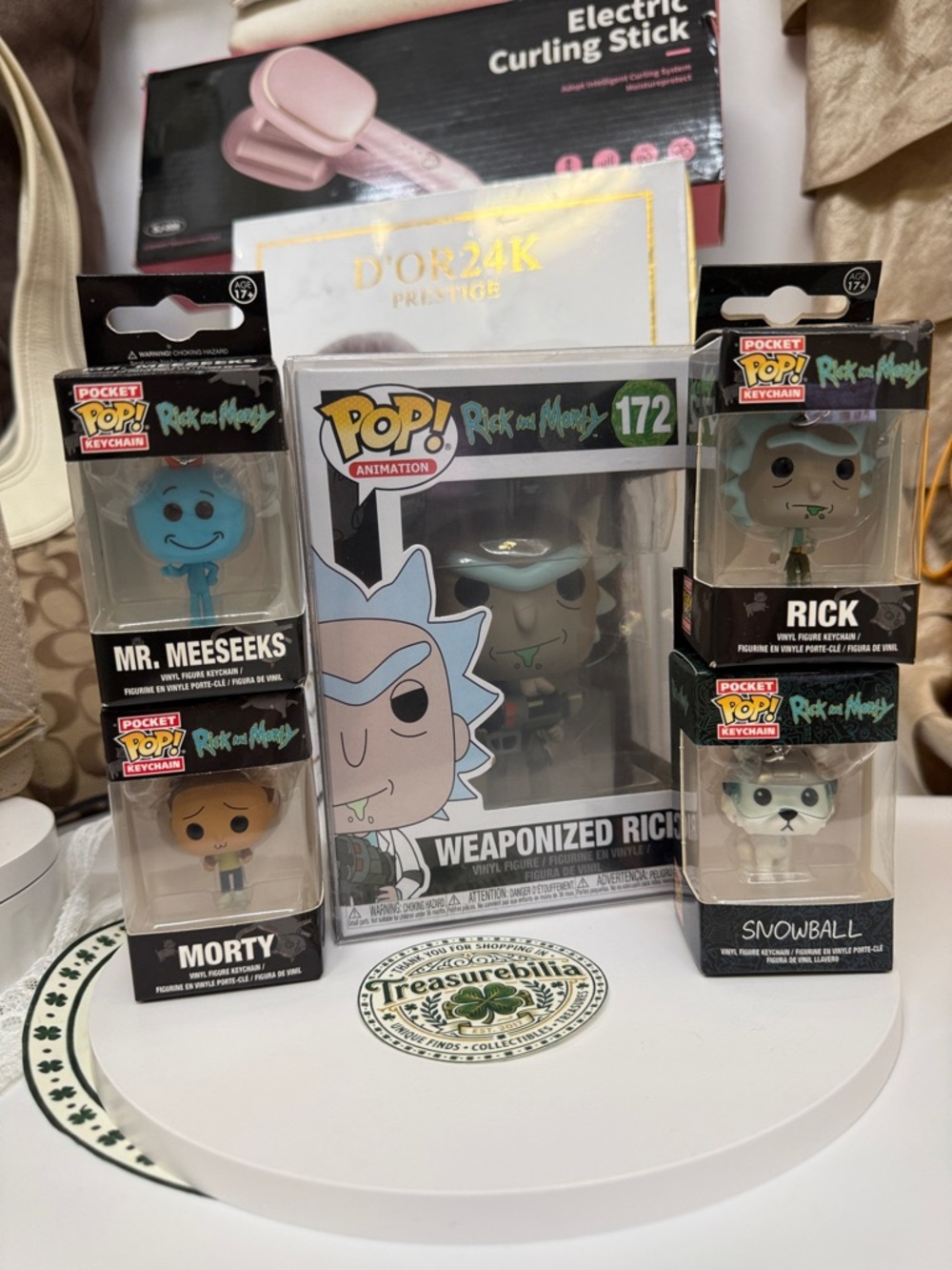 Funko Rick and Morty Pop! Bundle of 5-weaponized Rick 172& set of 4 key chains